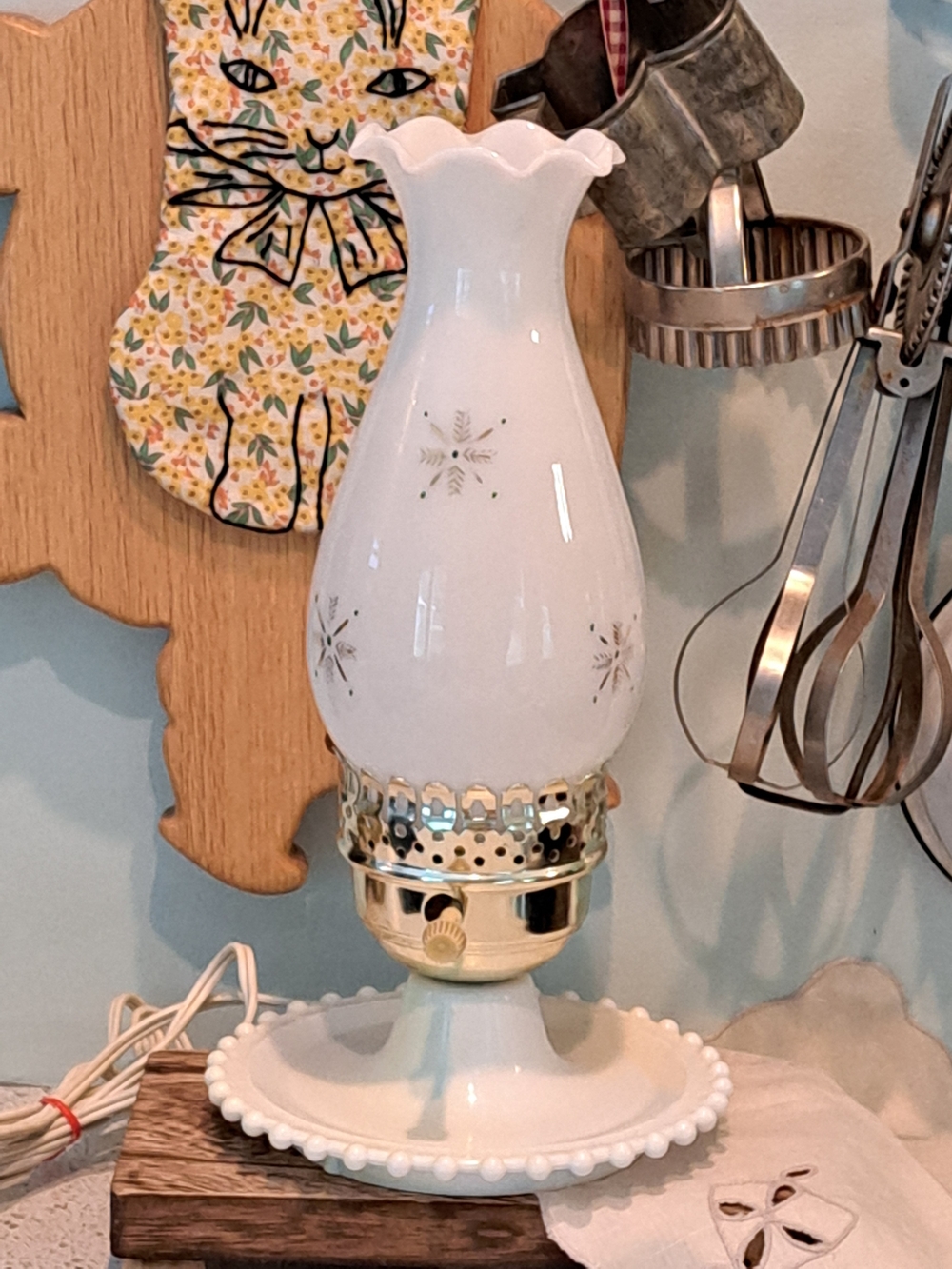 Vintage White Milk Glass Table Lamp with Snow Flake Accent( See Below)